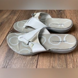 NWOT Merrell Gardena Thong Comfort Sandal